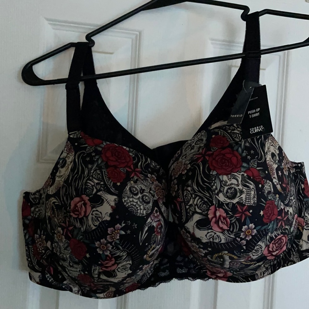 NWT Torrid Curve Push-Up T-Shirt Bra